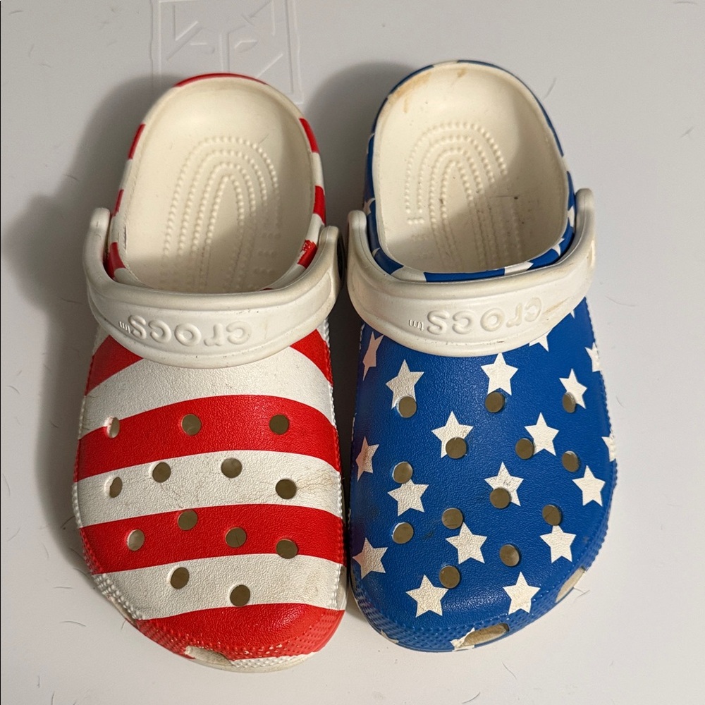 CROCS Red and Blue Star-Stripe Clogs